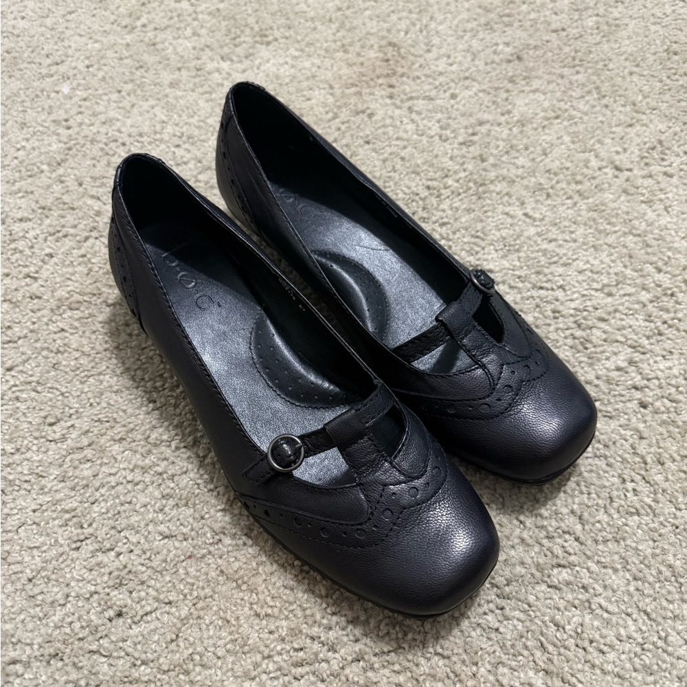 Born Women's Black Mary Jane Leather Shoes